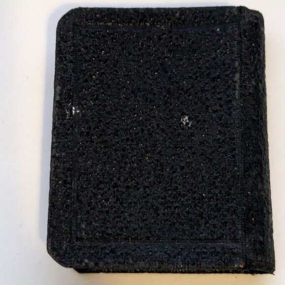 Ste Anne de Beaupre Souvenir Christian Catholic Miniature Prayerbook c1924 - Picture 2 of 6